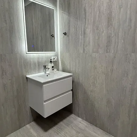 Appartamento 10-th Floor Flat With Stunning View Tirana