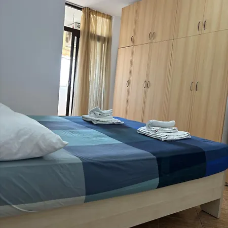 10-th Floor Flat With Stunning View Daire Tiran