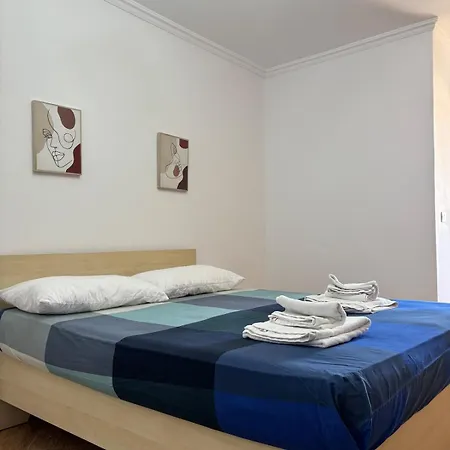 10-th Floor Flat With Stunning View Daire