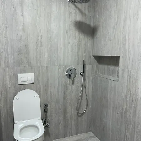 10-th Floor Flat With Stunning View Daire